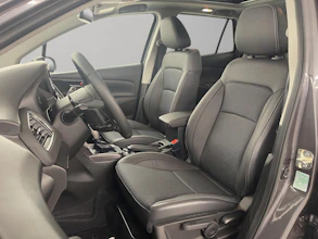https://vehicle.imgix.net/4462355/c01b568a-b58f-44a1-890a-c8ca6f0ded8c.jpg