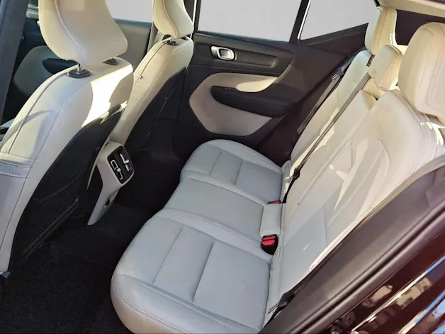 VOLVO XC40 1.5 T3 Momentum
