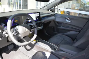 RENAULT Clio 1.8 E-Tech techno