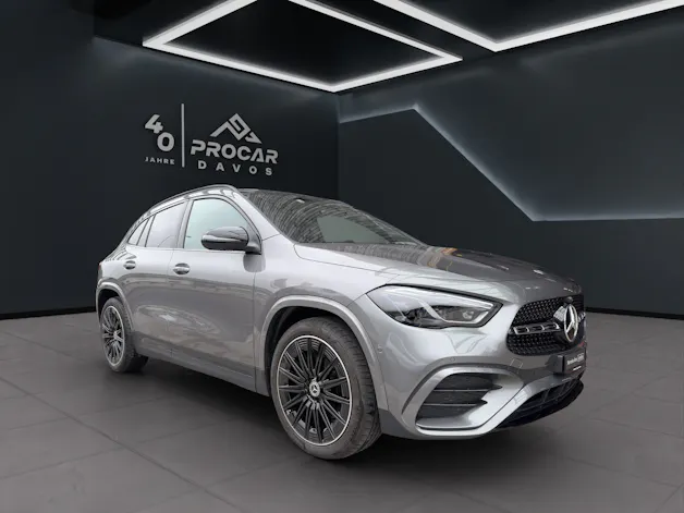 MERCEDES-BENZ GLA-Klasse H247 GLA 220 d Swiss Star AMG Line 4matic