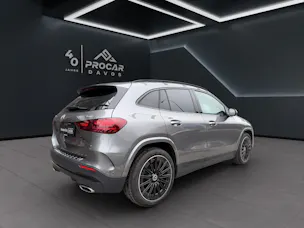 MERCEDES-BENZ GLA-Klasse H247 GLA 220 d Swiss Star AMG Line 4matic