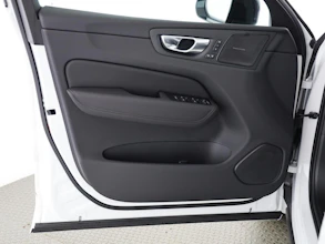 https://vehicle.imgix.net/4462414/8b830055-4891-4a2c-afd1-bfdc6a72a2f0.jpg