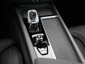image du véhicule VOLVO XC60 2.0 T8 TE Black Edition eAWD