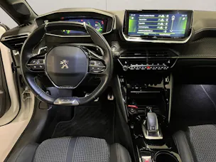 PEUGEOT 208 1.2 PureTech 100 GT Line