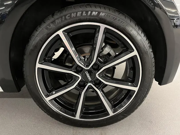 PEUGEOT 208 1.2 PureTech 100 GT Line
