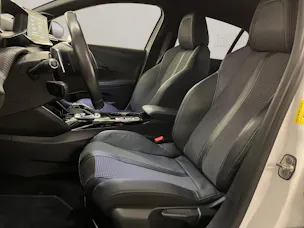 PEUGEOT 208 1.2 PureTech 100 GT Line