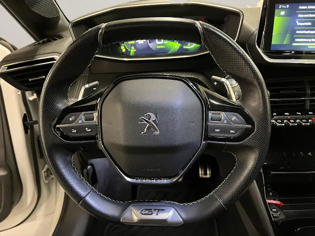PEUGEOT 208 1.2 PureTech 100 GT Line