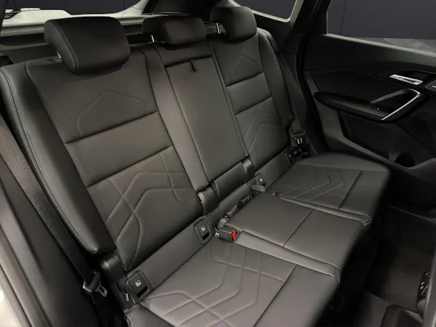 BMW X1 U11 20d xDrive paddles