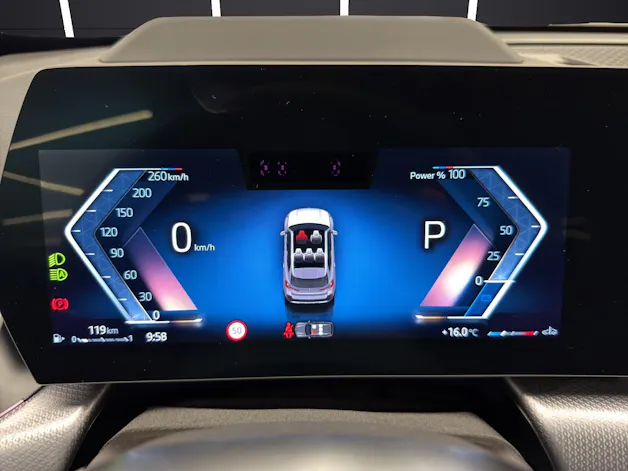 BMW X1 U11 20d xDrive paddles