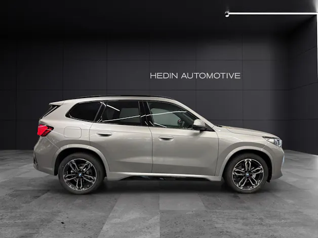 BMW X1 U11 20d xDrive paddles