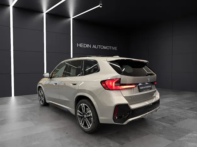 BMW X1 U11 20d xDrive paddles