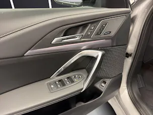 BMW X1 U11 20d xDrive paddles