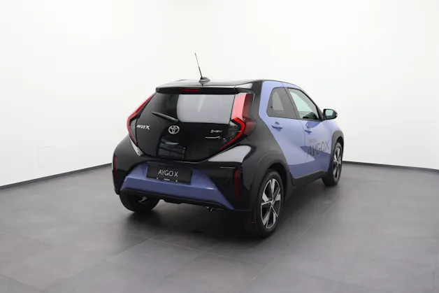 Toyota Aygo X 1.5 VVT-i HSD Trend