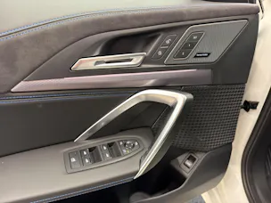 BMW X1 U11 20d xDrive paddles