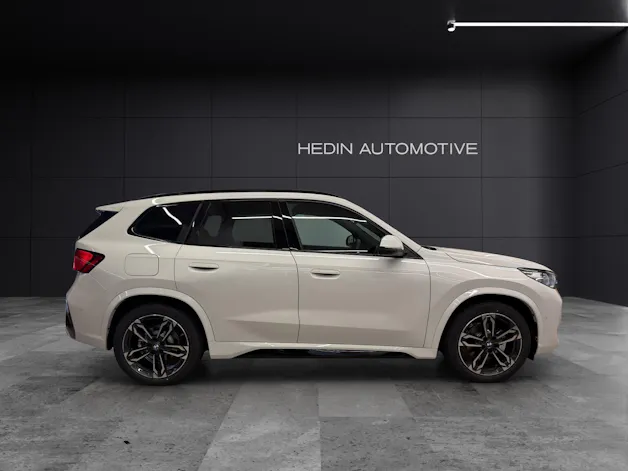 BMW X1 U11 20d xDrive paddles