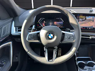 BMW X1 U11 23d xDrive paddles