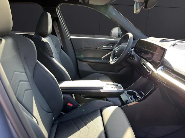 BMW X1 U11 23d xDrive paddles