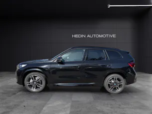 BMW X1 U11 23i xDrive paddles