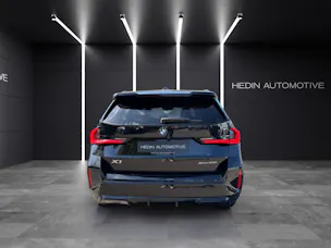 BMW X1 U11 23i xDrive paddles