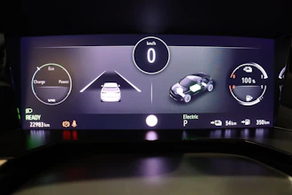 https://vehicle.imgix.net/4462534/0c02063f-3144-4f11-8808-d73b16e9a35a.JPG