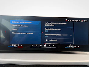https://vehicle.imgix.net/4462542/51f101d7-1446-427d-832a-3b5e89298e77.jpg