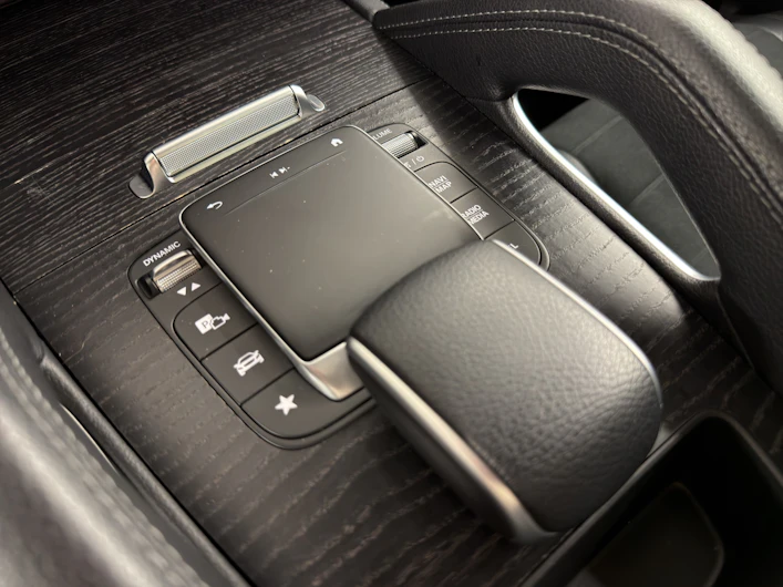 Fahrzeugbild MERCEDES-BENZ GLE 300