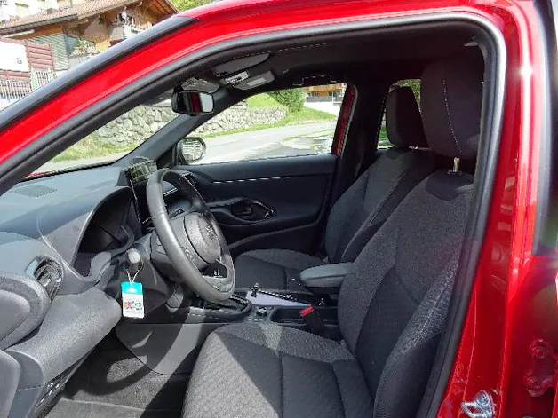 Toyota Yaris Cross 1.5 VVT-i HSD Trend AWD-i