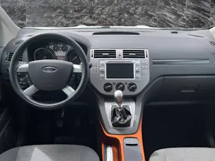 FORD Kuga 2.0 TDCi 140 Carving