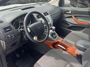 FORD Kuga 2.0 TDCi 140 Carving
