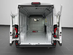 PEUGEOT e-Boxer Kaw. 435 L3H2 110 kWh
