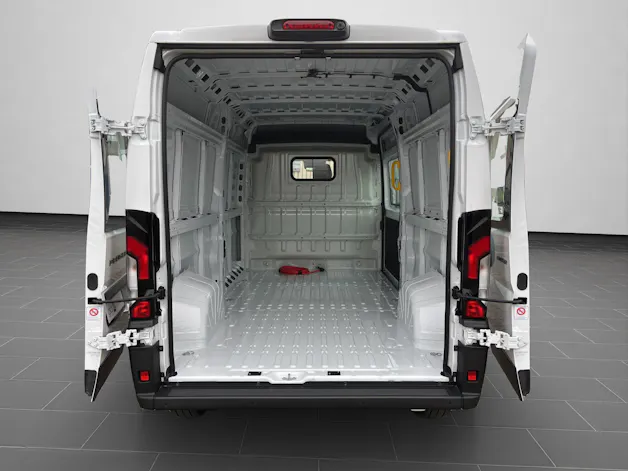 PEUGEOT e-Boxer Kaw. 435 L3H2 110 kWh