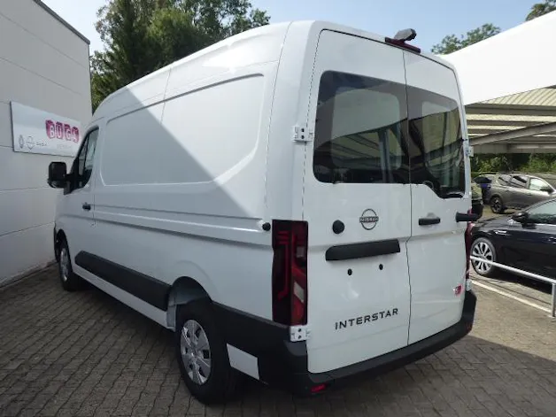 NISSAN Interstar 3.5 Kaw. L2H2 2.0 dCi Acenta
