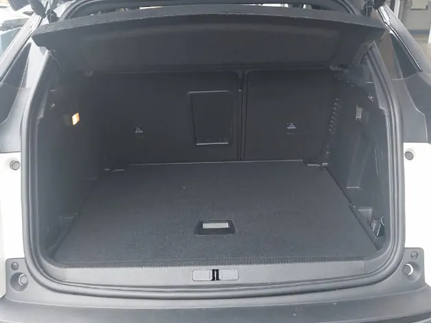 PEUGEOT 3008 1.6 PureTech GT Pack