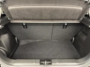 Suzuki Swift 1.2 Sakura Top Hybrid 4x4