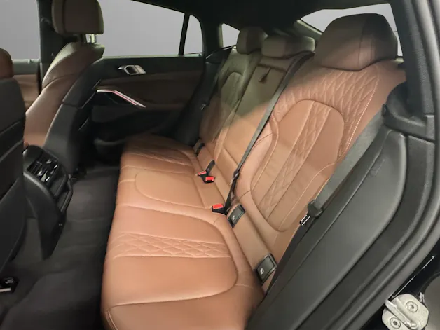 BMW X6 G06 30d xDrive