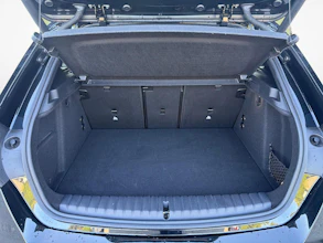 https://vehicle.imgix.net/4462715/7b49a553-9651-4197-a1cd-0b3f4b5c79a2.jpg