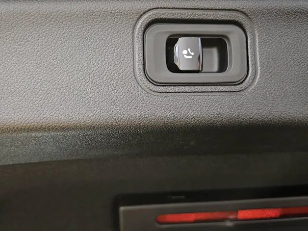 MERCEDES-BENZ C 400 4Matic elektrisch