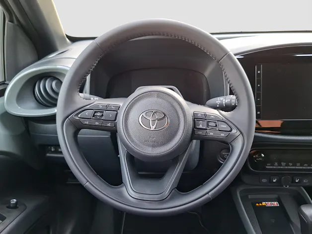 Toyota Aygo X 1.5 VVT-i HSD Trend