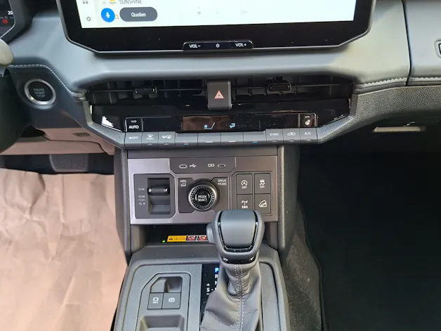 Toyota Hilux Double Cab.-Pick-up 2.8 D-4D MHEV 204 Style