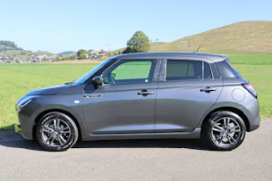 Suzuki Swift 1.2 Sakura Hybrid