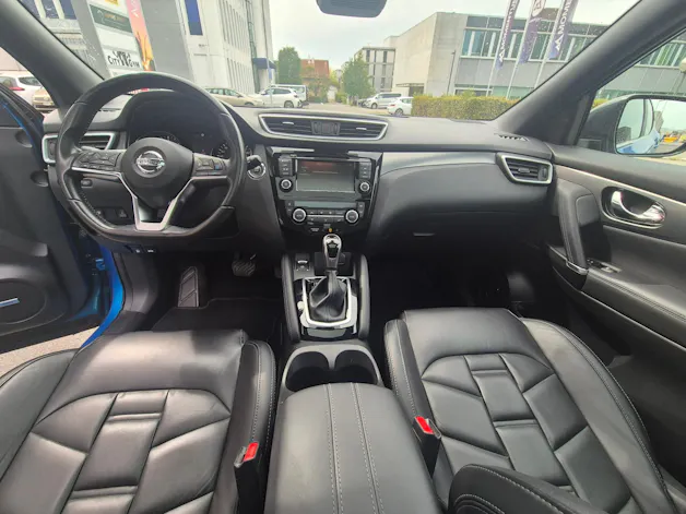 NISSAN Qashqai 1.7 dCi Tekna+ 4x4