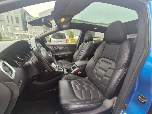 NISSAN Qashqai 1.7 dCi Tekna+ 4x4