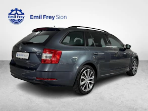https://vehicle.imgix.net/4462850/da045af9-4367-4fb2-b383-3b27ac733728.jpg