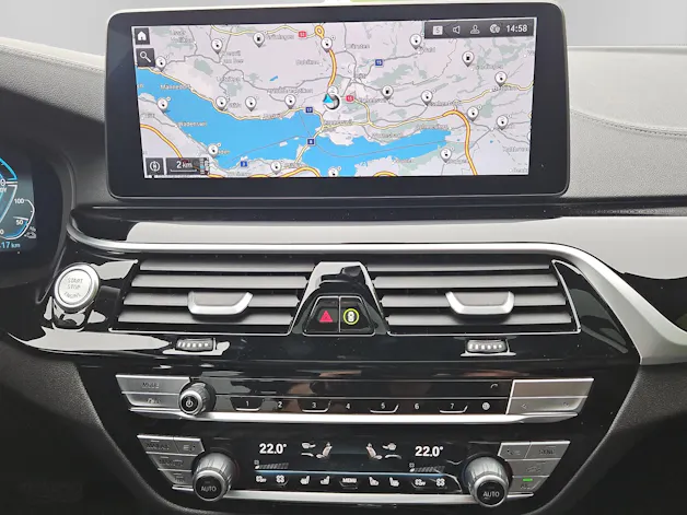 BMW 530e xDrive Touring Steptronic