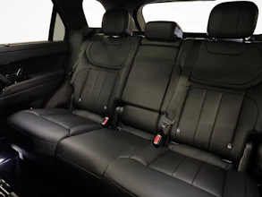 https://vehicle.imgix.net/4462874/b35a4ccb-5243-4fe0-83d0-f81703f2e52b.jpg