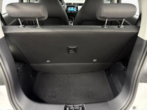 https://vehicle.imgix.net/4462926/96fd9ce0-32ef-40e1-86bd-61878b605715.jpg