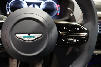 https://vehicle.imgix.net/4462938/e88b7e5e-0dc3-44af-a1b9-2bb7ec3d0188.JPG