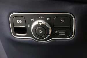 Fahrzeugbild ASTON MARTIN DBX S 4.0 V8 Bi-Turbo