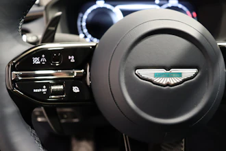 https://vehicle.imgix.net/4462938/fd17c4d0-07ea-4b2e-a0f0-a1f55ea22747.JPG