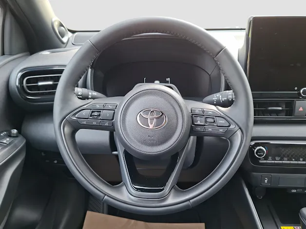 Toyota Yaris 1.5 VVT-i HSD Premium